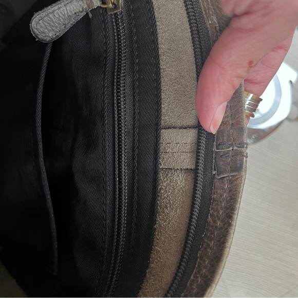 Duluth Trading Co Brown Crossbody Bag - Picture 11 of 12